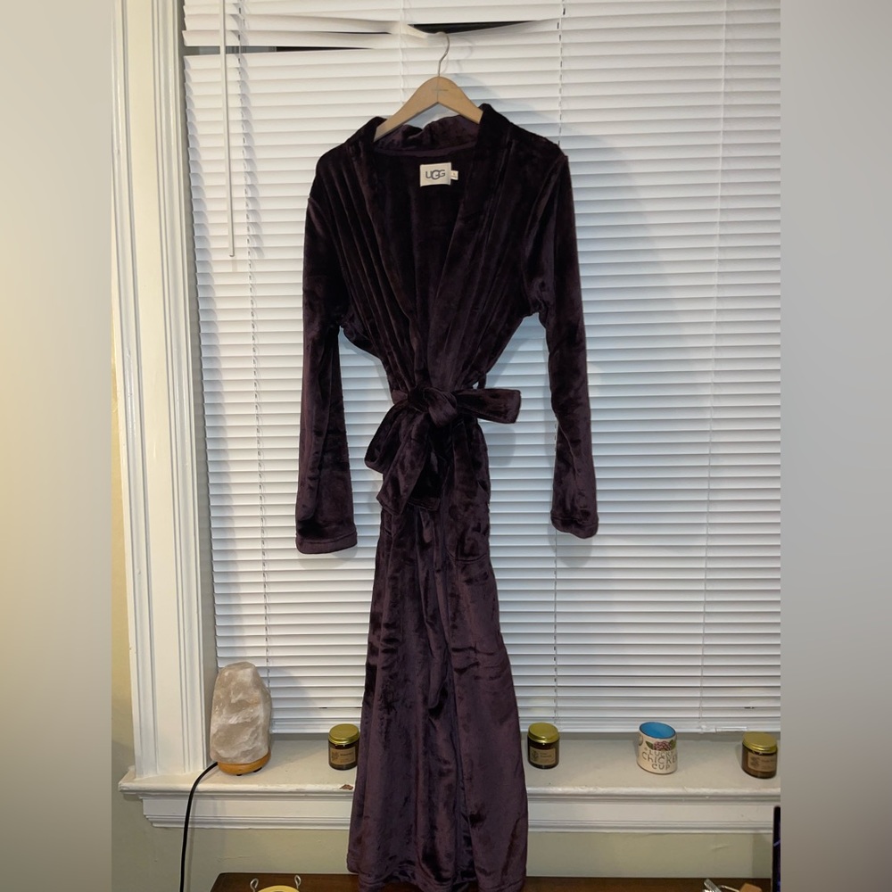 UGG - Womens size XL purple double fleece robe